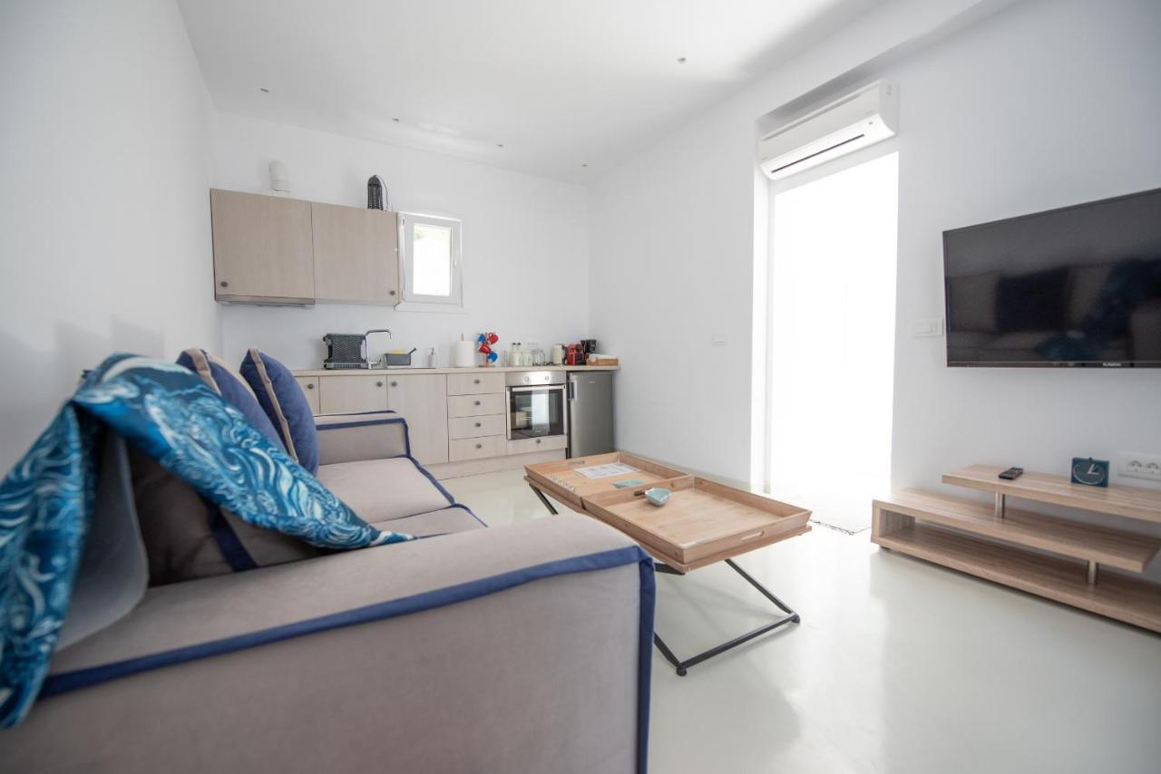The Mykonist Seaside Villas & Suites Ornos By Amaris Mykonos Town Экстерьер фото